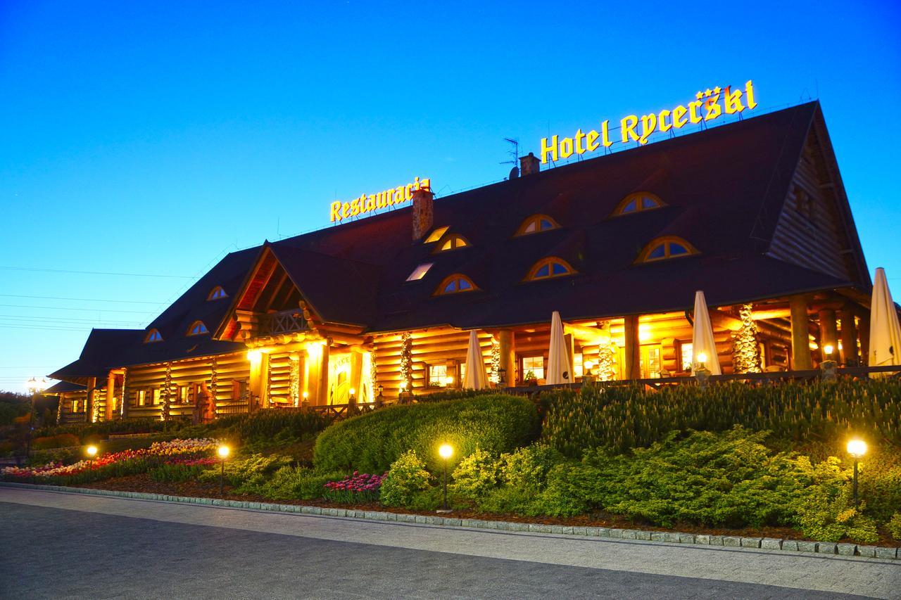 Hotel Rycerski Czeladz Exterior photo